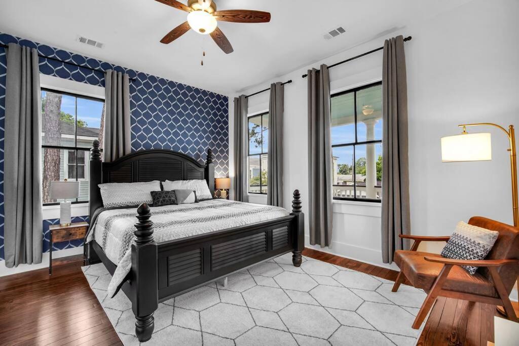 Modern Living In Thomas Square! * Savannah